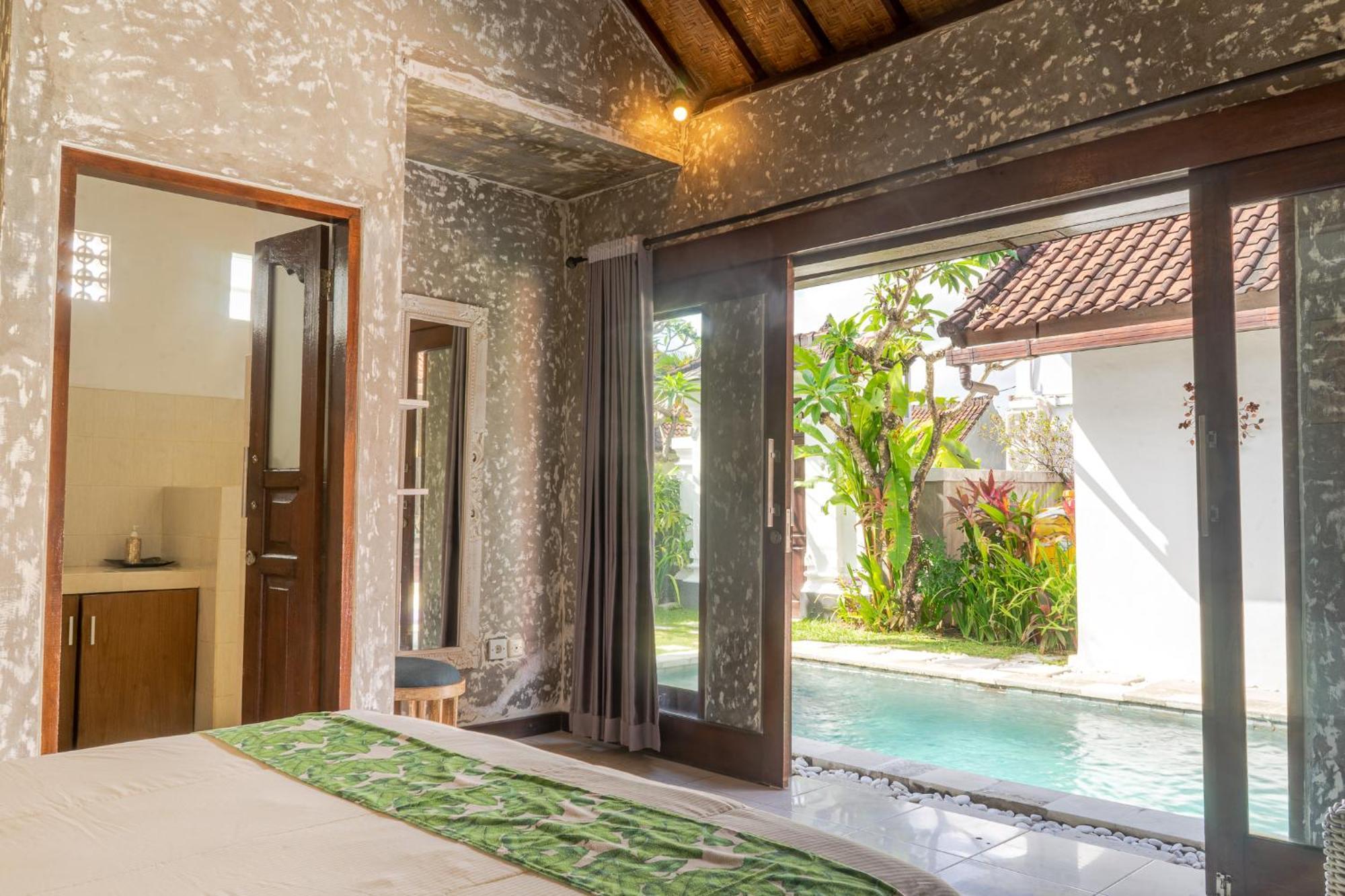 Villa Salya - 3Br - Private Pool - 1Min Walk To La Favela! Seminyak Extérieur photo